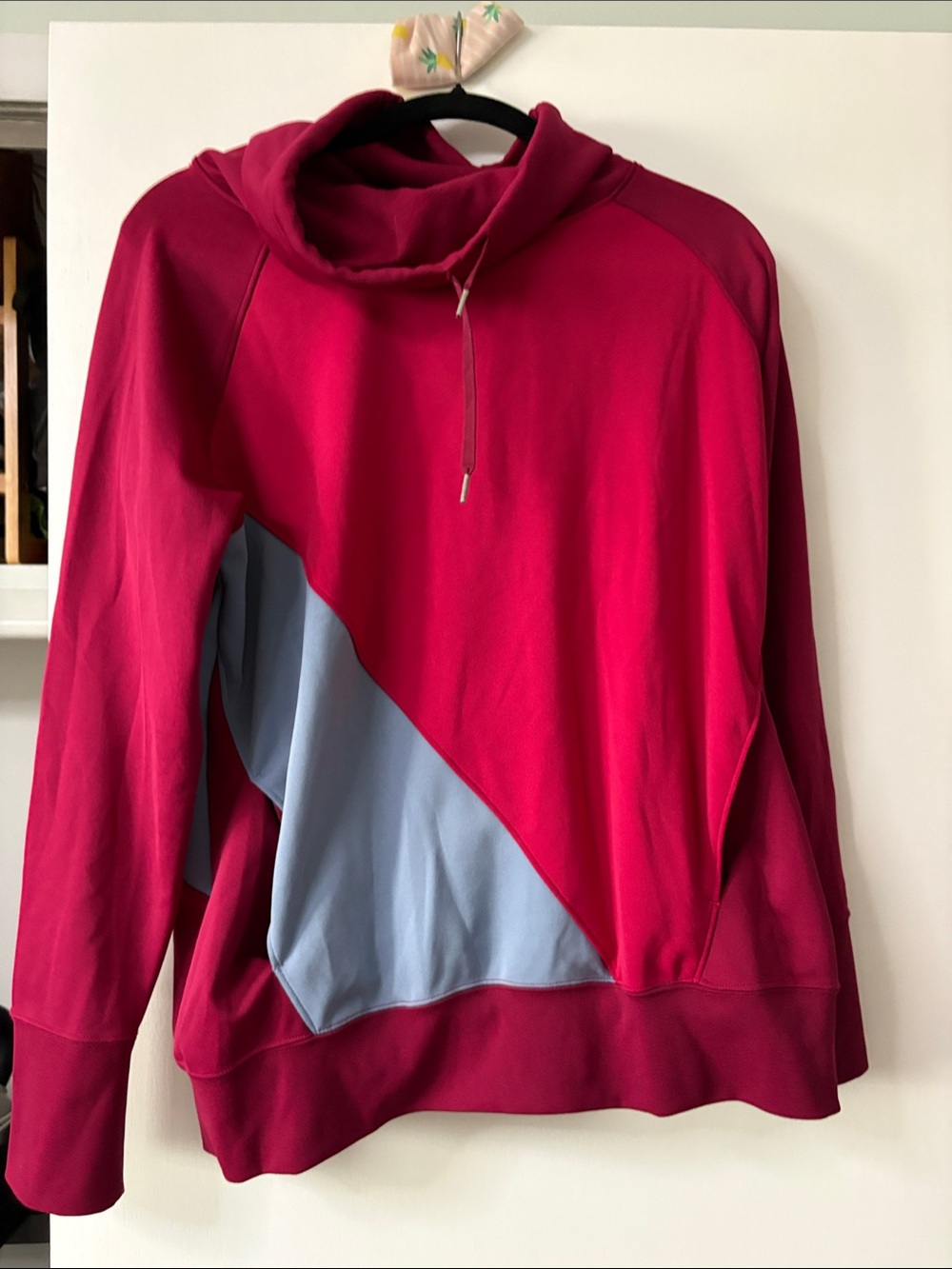 Marmot Magenta & Light Blue Colorblock Pullover Hoodie